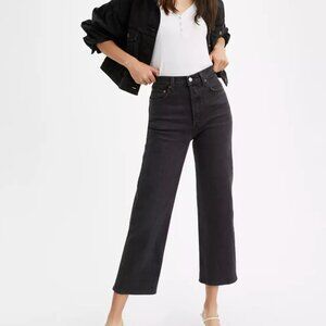 Levi's Ribcage Straight Ankle Jeans